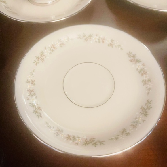 Lenox Brookdale 5 Tea cups - Picture 3 of 4